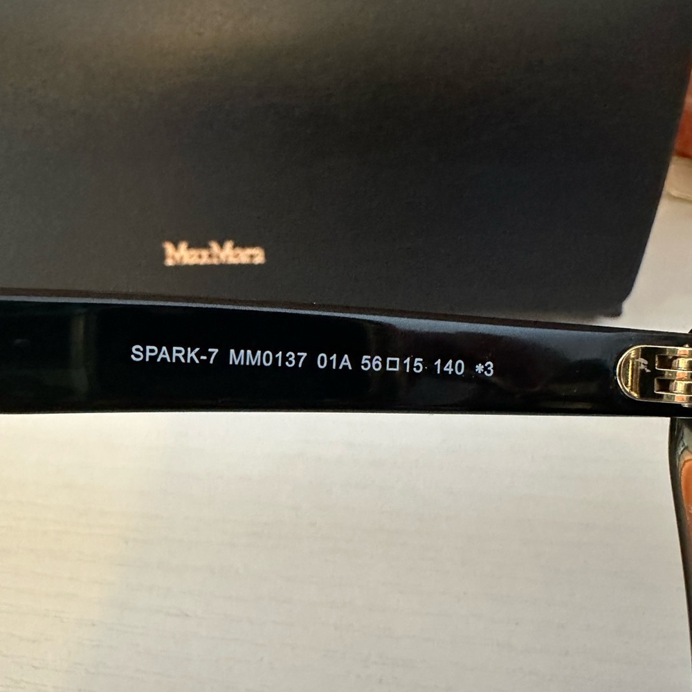 MAX MIRA Spark-7 Rectangular Sunglasses(NWOT) - Picture 8 of 12